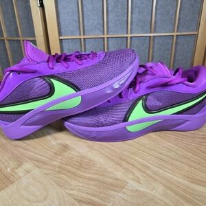 Nike Men's Purple and Green Athletic Shoes